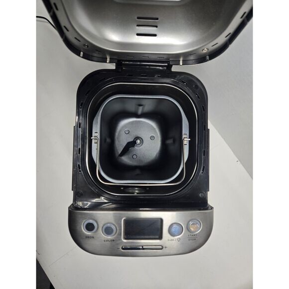 Cuisinart CBK-110 Bread Maker Ex Condition - Picture 3 of 6